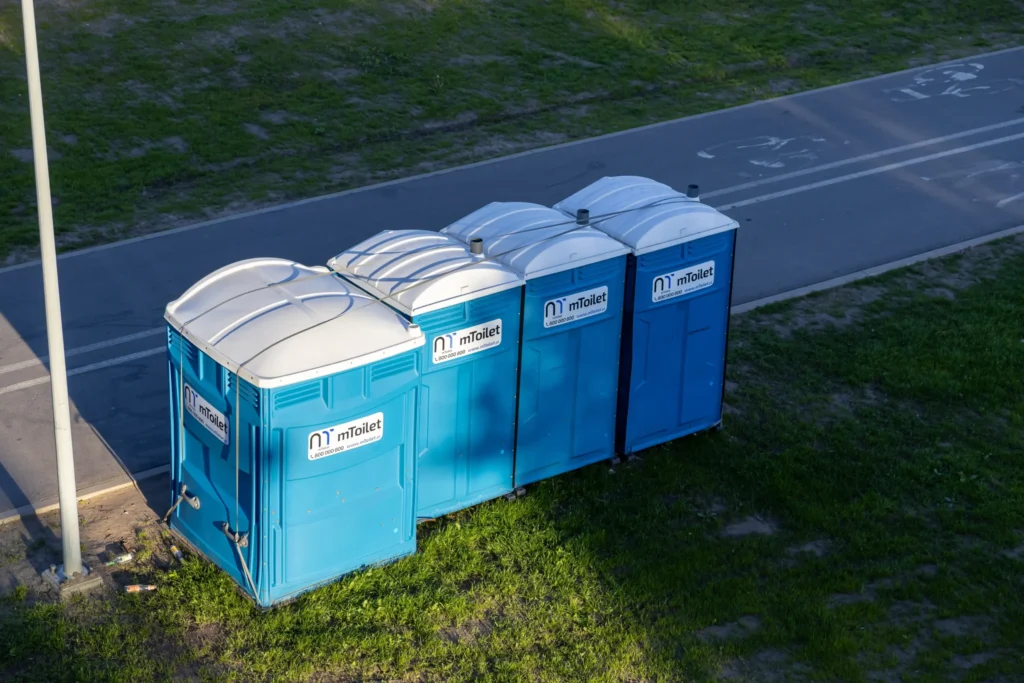 Portable Toilet Rentals & Servicing